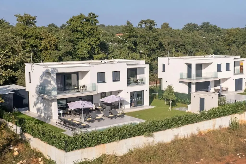 Villa Pina***** In Karigador/Novigrad كرواتيا