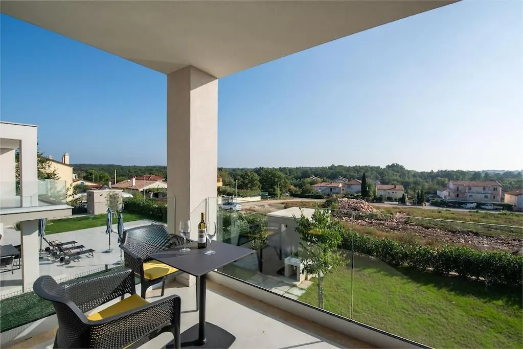 Villa Pina***** In Karigador/Novigrad